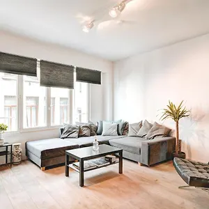 Apartment Light House. Heart Of, Antwerpen
